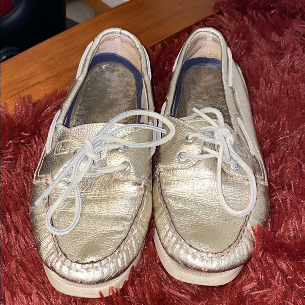 Sperry’s-Metallic gold women’s boat shoes. Sz 8.5